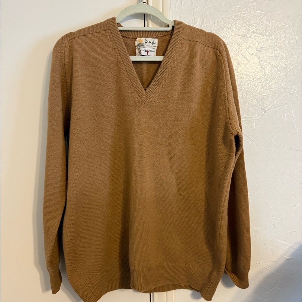 Pringle of Scotland 100% Lambswool V-Neck Sweater – Made in Scotland – Size 44